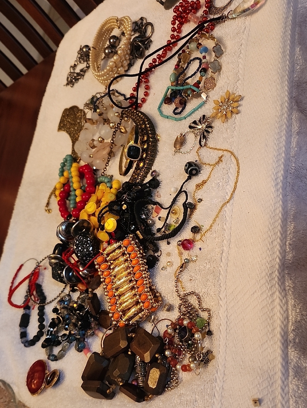 Assorted Women's Fashion Jewelry Bundle in Multicolor